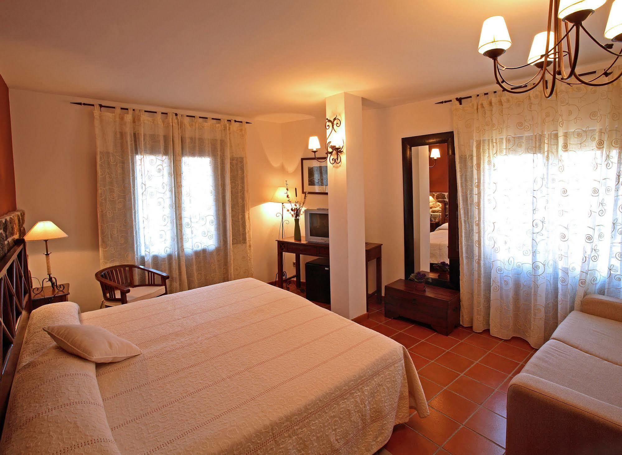 Hotel Spa Villa De 모가라스 외부 사진